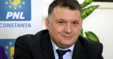 Stire din Politică-Administrație : "PNL nu girează un buget nesustenabil, fantezist și discreționar"