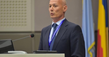 Stire din Eveniment : Bogdan Olteanu, mită de un milion de euro
