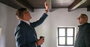 Bojdeuca lui Creangă a devenit “de lux”. Are încălzire în pereți - 3