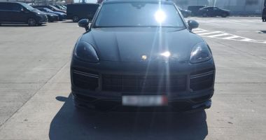 Stire din Eveniment : Bolid de lux căutat în Polonia, descoperit de poliţiştii de frontieră constănțeni