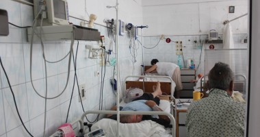 Stire din Sănătate : Bolnavii de scleroză multiplă, puși  pe liste de așteptare și câte un an