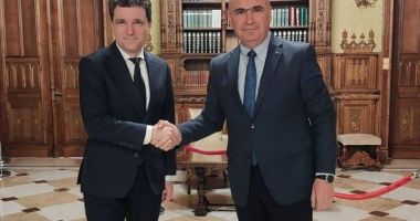 Stire din Politică-Administrație : Liderii partidelor au ajuns la un acord. Cine va fi premier și cum se vor împărți ministerele