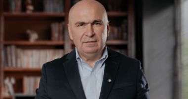 Stire din Actualitate : Cine este Ilie Bolojan, politicianul care preia funcția de președinte al României, după demisia lui Iohannis