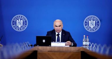 Stire din Politică-Administrație : România, la un pas de a fi cu spatele la zid! Premierul Bolojan a anunțat pachetul de măsuri fiscale