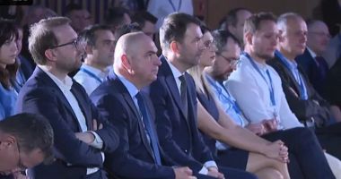 Stire din Politică-Administrație : Ilie Bolojan, la Congresul USR: "Vremea vorbelor a trecut şi în faţa noastră stă vremea faptelor!"