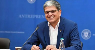 Stire din Politică-Administrație : Ministrul Fondurilor Europene, Marcel Boloș, despre PNRR: „Riscul de pierdere a banilor există”