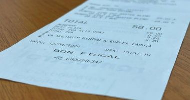 Stire din Social : Bonul fiscal la plata cu cardul, doar la cererea clientului. Cum vom putea returna un produs