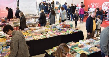 Stire din Cultură-Educație : Astăzi se deschide Salonul Internaţional de Carte Bookfest, cu Italia invitată de onoare