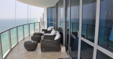 Stire din Sport : GALERIE FOTO / Cristi Borcea își vinde luxosul apartament din Miami