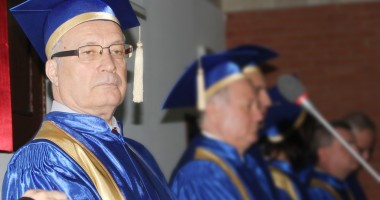 Stire din Cultură-Educație : Universitatea "Ovidius"/Ion Bordeianu, ales în locul Gabrielei Stanciu