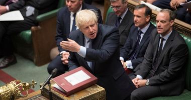 Stire din Actualitate : Boris Johnson provoacă opoziția să voteze o moțiune de cenzură