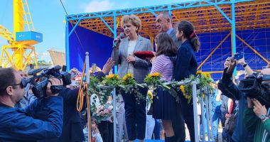 Histria Narvi a primit botezul. Şampania s-a spart, noroc şi voiaje bune pe mările lumii! - 7