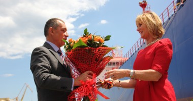Premierul Victor Ponta și doi miniștri  au dat strălucire botezului navei "Histria Ambra" - 11