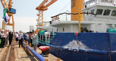 Cea mai mare macara plutitoare de la Marea Neagră a fost construită la SNC / Galerie foto - 3