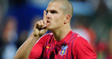 Stire din Sport : Alexandru Bourceanu, suspendat în returul cu Grecia