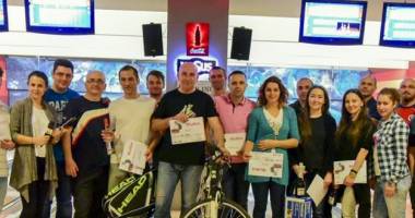 Stire din Sport : Ei sunt campionii turneului de la Inside Bowling Center