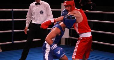 Stire din Sport : Box: Constănțeanul Florentin Niculescu, aur la Cupa României