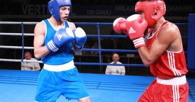 Stire din Sport : Box: Maestrul emerit Aurel Simionescu, comemorat de pugiliștii constănțeni