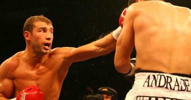 Stire din Sport : Lucian Bute, cotat cu prima șansă în meciul cu Gracev