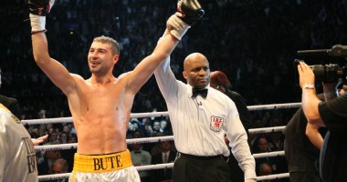 Stire din Sport : Lucian Bute - Jean Pascal, cel mai mare meci din istoria Canadei