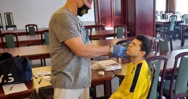 Stire din Sport : Box / Lotul naţional de tineret, stagiu de pregătire în Ungaria. Prima probă, testul Covid-19