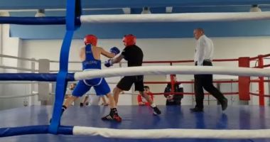 Box / Pugiliştii din lotul de juniori, meciuri la un turneu internaţional şi la Cupa României