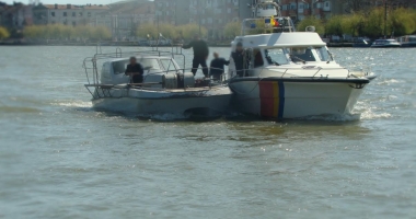 Stire din Eveniment : Ambarcațiune ucraineană, prinsă de Garda de Coastă în timp ce bracona în Marea Neagră