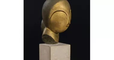 Stire din Actualitate : „Danaida” de Constantin Brâncuși, vândută la New York cu peste 107 milioane de dolari