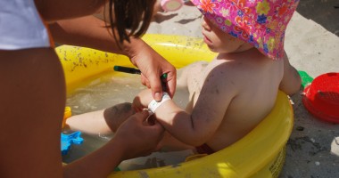 Stire din Social : Cine vă sare în ajutor atunci când copilul se pierde pe plajă