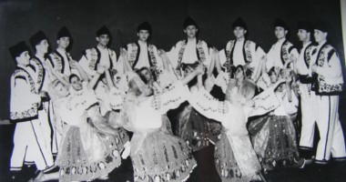 Stire din Cultură-Educație : Amintirea unei povești de mare succes: "Brâulețul", la 50 de ani!