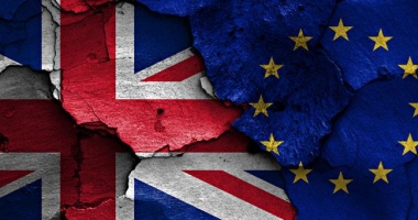 Stire din Actualitate : BREXIT. Petiția care reclamă un nou referendum a depășit un milion de semnături