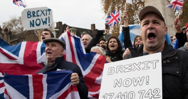 Stire din Actualitate : Marea Britanie,  dispusă să plătească 40 miliarde de euro pentru Brexit