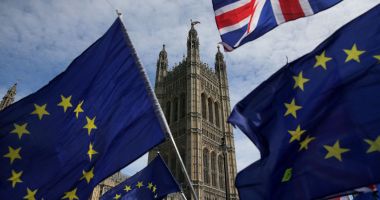 Stire din Eveniment : Aplicație prin care cetățenii europeni din Regatul Unit pot solicita reședință permanentă după Brexit