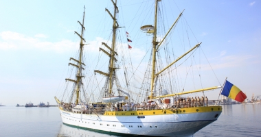 Stire din Eveniment : Bricul "Mircea", aventuri la Marea Nordului. 46 de cadeți germani, în premieră la bord
