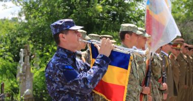 Stire din Eveniment : Au fost desemnați subofițerul și soldatul anului 2021, la Brigada 9 Mecanizată „Mărășești”