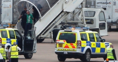 Stire din Actualitate : PANICĂ LA MANCHESTER / AEROPORTUL A FOST EVACUAT DE URGENȚĂ