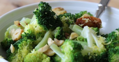 Stire din Sănătate : Broccoli, leguma care previne cancerul