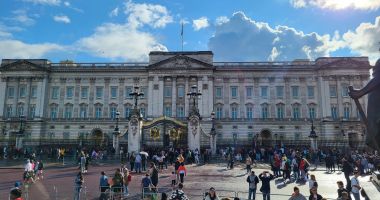 Destinații de vacanță - Londra, mai tot timpul ploioasă dar întotdeauna spectaculoasă - 2