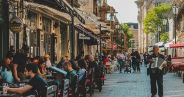Stire din Actualitate : National Geographic a inclus un oraș românesc pe lista marilor destinații culinare din Europa