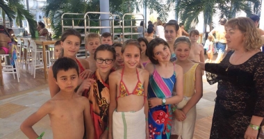 Stire din Sănătate : O bucurie imensă pentru copiii grav bolnavi. "Încă sunt oameni cărora le pasă"