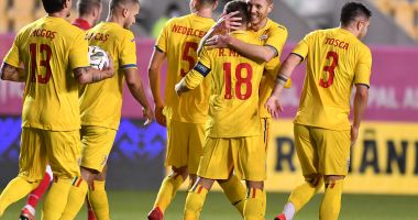 Stire din Sport : FRF: Lotul României pentru meciurile cu Kosovo și Elveția. Patru fotbaliști sunt de la Farul Constanța
