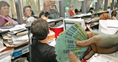 Stire din Actualitate : Ministerul Finanțelor anunță că numărul bugetarilor a scăzut în România
