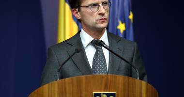 Stire din Politică-Administrație : Bugetarii își vor lua salariile în funcție de performanțe