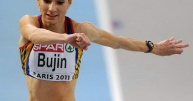 Stire din Sport : Cristina Bujin, un triplusalt de Istanbul
