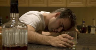 Stire din Fun : Bulă ajunge târziu acasă