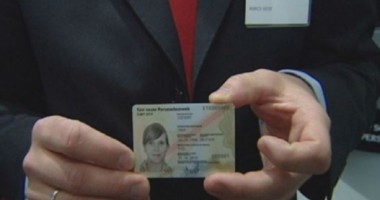 În 2014 vom avea BULETINE ELECTRONICE! Cum arată NOILE cărți de IDENTITATE - 2