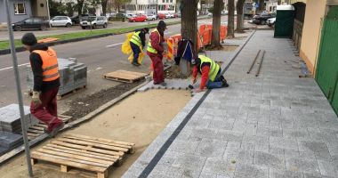 Atenție unde parcați! Se lucrează intens la reabilitarea bulevardului Mamaia