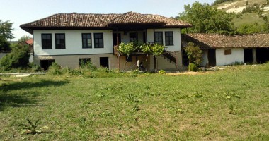 Stire din Actualitate : Bulgaria, țara în care lumea fuge de la sate