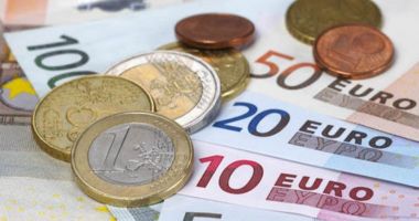 Stire din Actualitate : Bulgaria ar putea trece anul viitor la moneda euro, în timp ce românii mai așteaptă