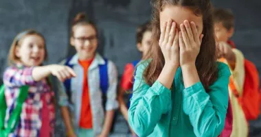 Stire din Social : Bullying-ul, pe masa discuțiilor în școli. Jandarmii au vorbit direct cu elevii